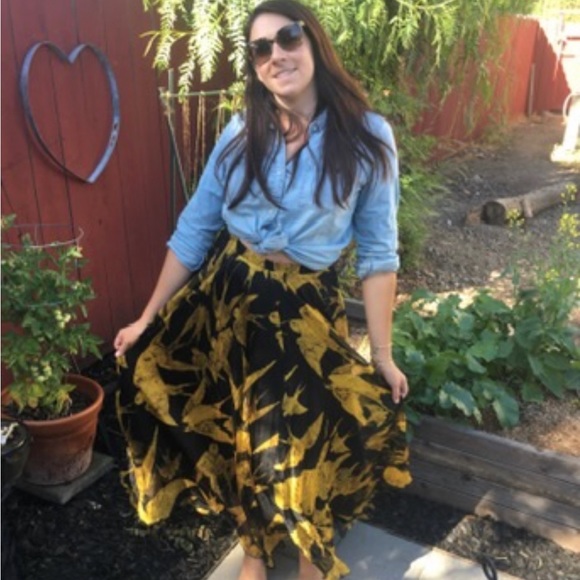 Chic-Wish Blue & Gold Full A-Like Skirt w/ Gold Sparrow Print - Picture 4 of 4